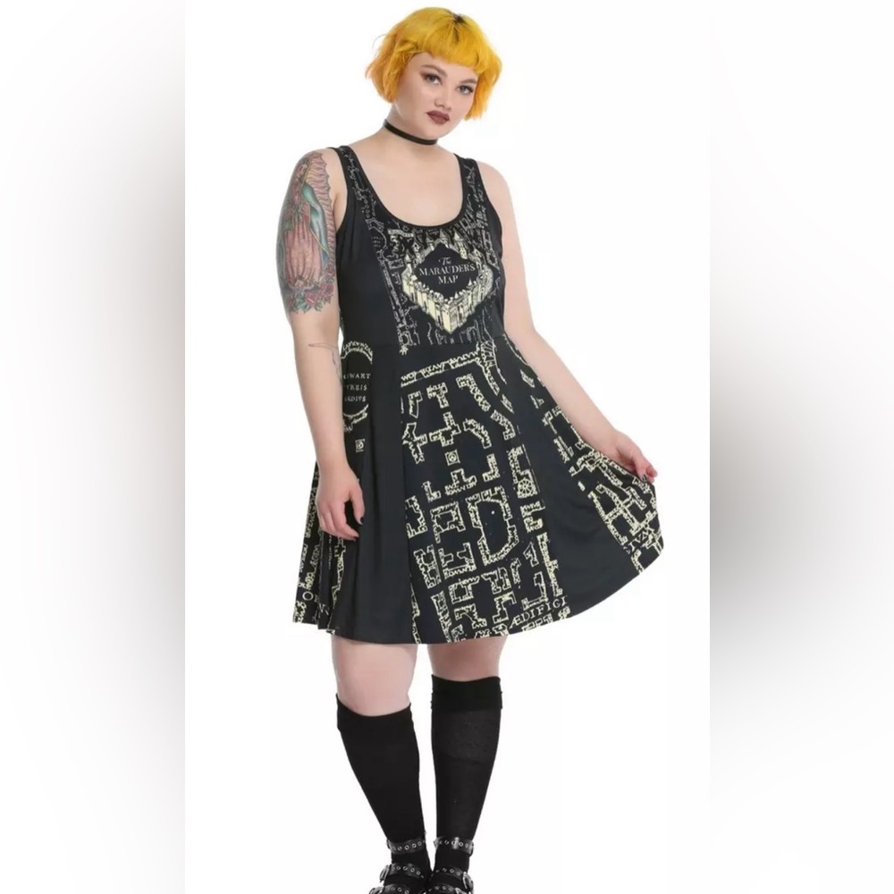 NWOT XL Harry Potter Marauder’s Map Dress